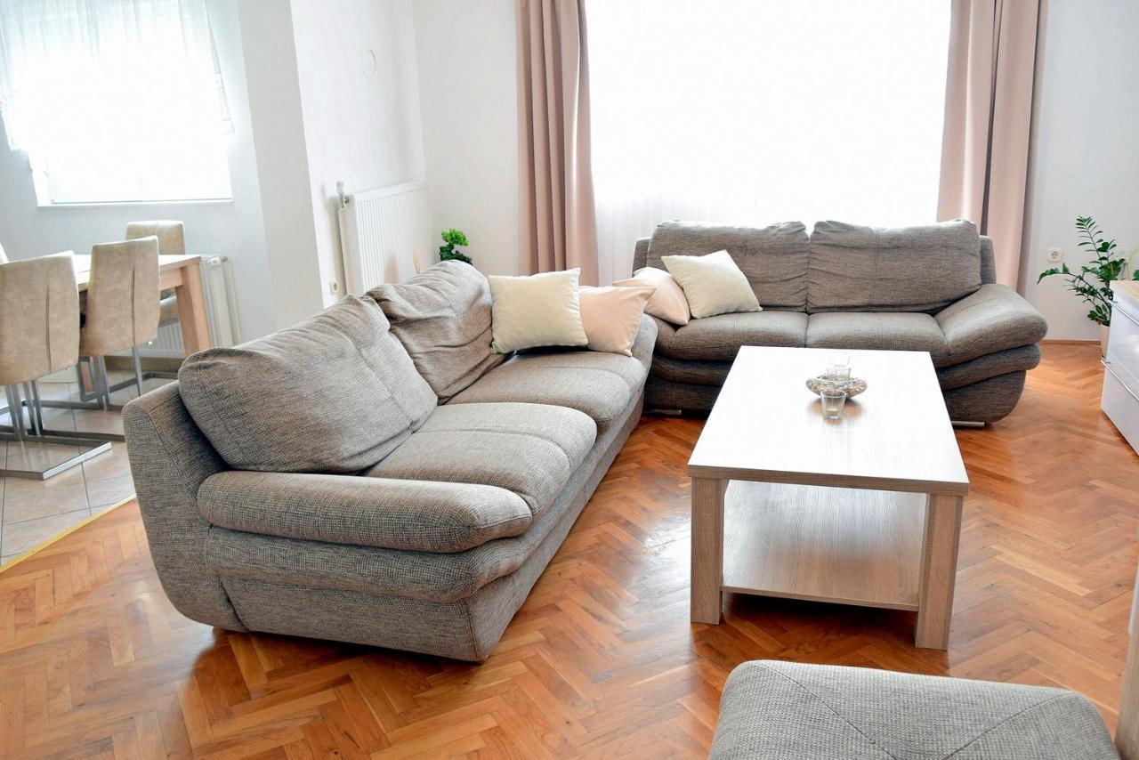 Palit Hills Superior Apartments Bagian luar foto