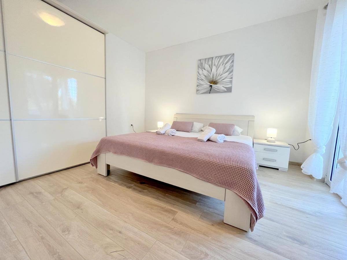 Palit Hills Superior Apartments Bagian luar foto