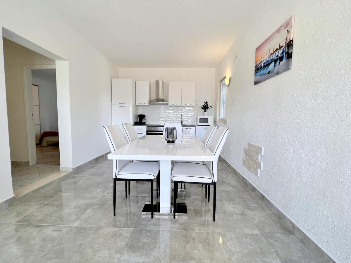 Palit Hills Superior Apartments Bagian luar foto