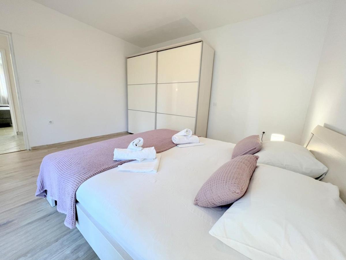 Palit Hills Superior Apartments Bagian luar foto
