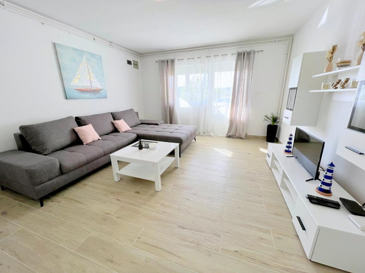 Palit Hills Superior Apartments Bagian luar foto