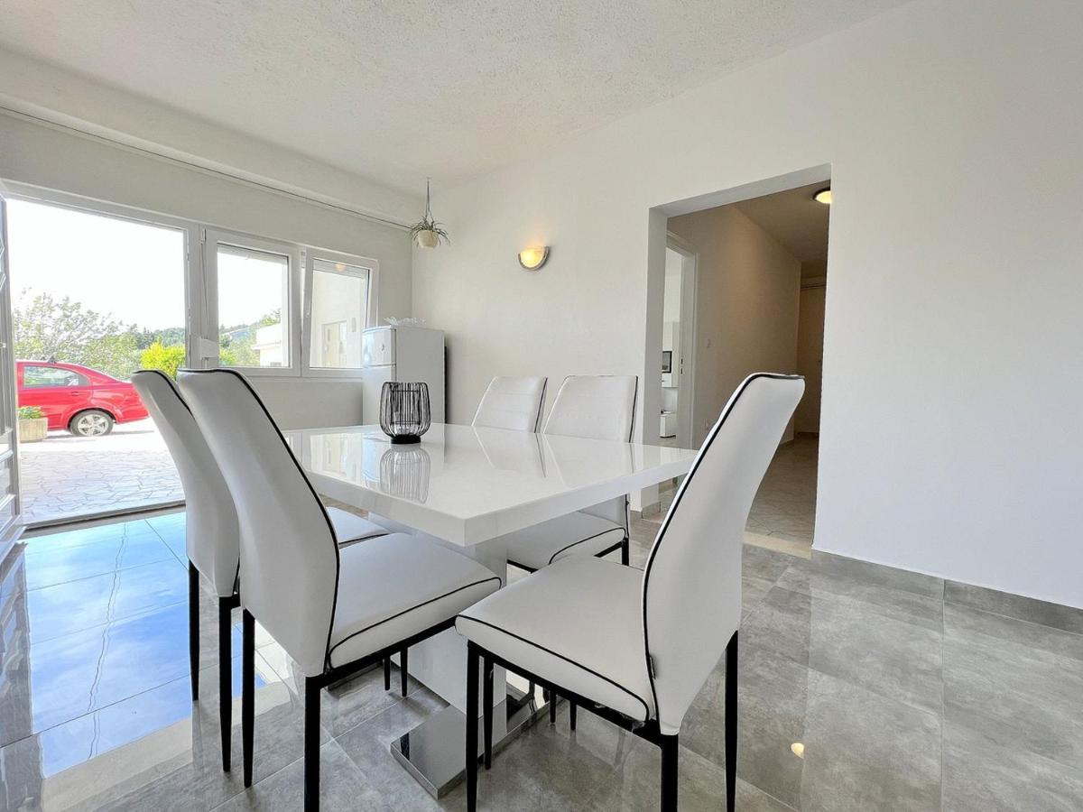 Palit Hills Superior Apartments Bagian luar foto